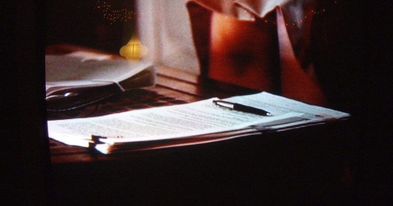 Sme ipo eligibility - contract signing pen